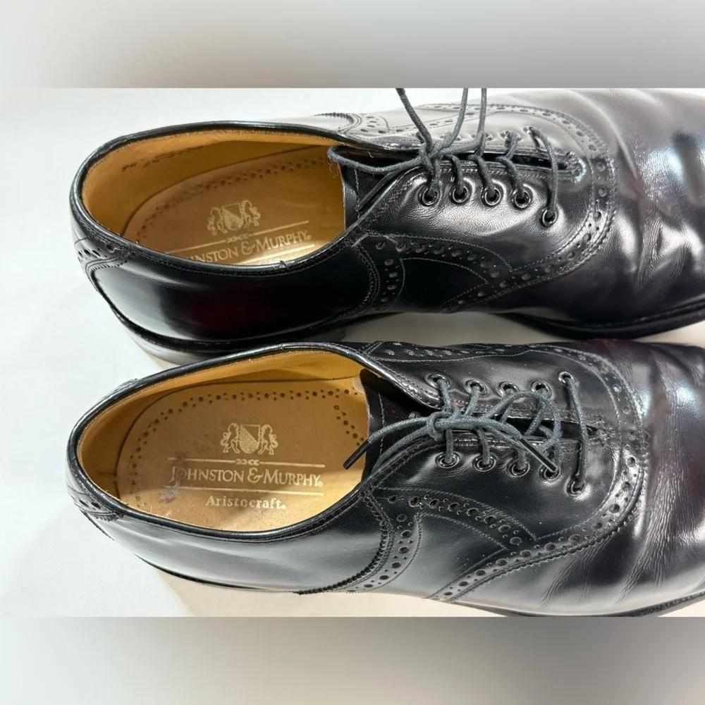Johnston & Murphy sophisticated aristocraft